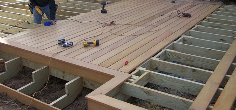 Wood Deck Builders in Vernon, CA